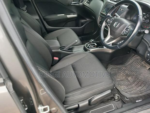 Honda Grace 2020 Gray