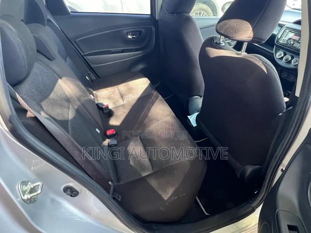 Toyota Vitz 2019 Silver