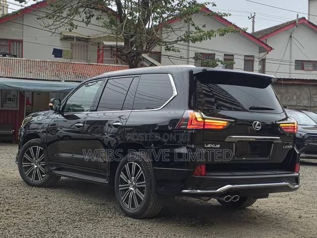 Lexus LX 570 AWD 2020 Black