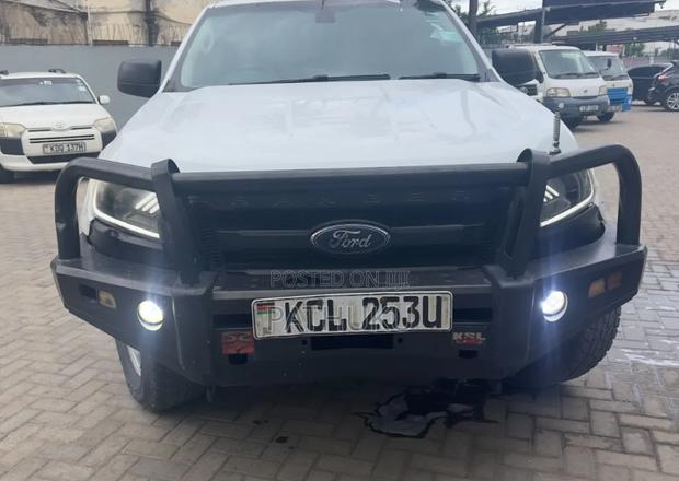 Ford Ranger 2015 White