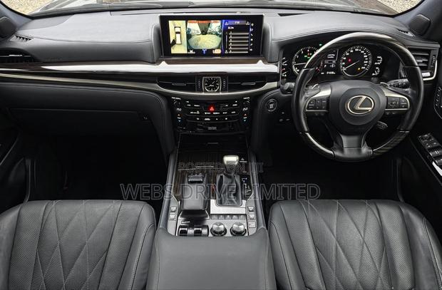 Lexus LX 570 AWD 2020 Black
