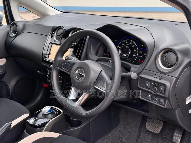 Nissan Note 1.2 Hybrid 2019 Silver