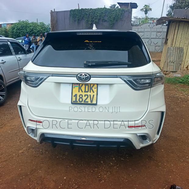 Toyota Harrier 2018 White