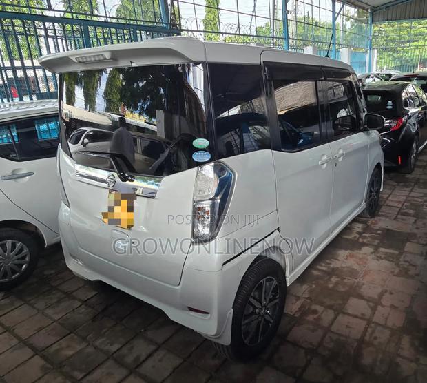 Nissan Dayz 2017 White