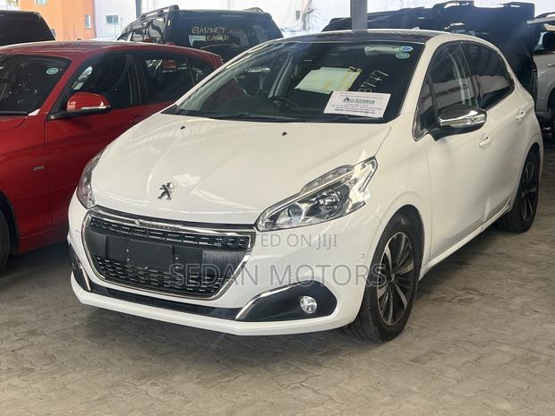 Peugeot 208 2019 White