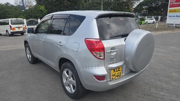 Toyota RAV4 2008 Silver