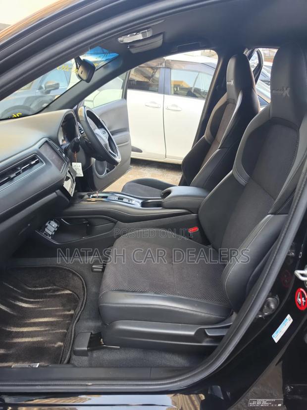 Honda Vezel 2019 Black