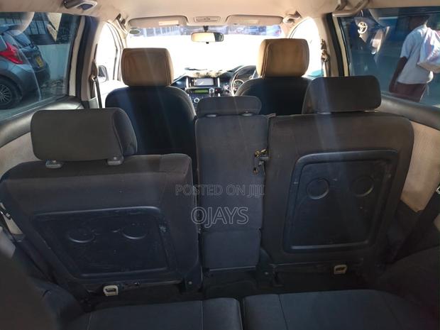 Toyota Wish 2010 White
