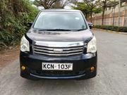 Toyota Noah 2.0 158hp FWD (8 Seater) 2010 Black for sale