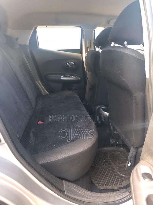 Nissan Juke 2011 Gray
