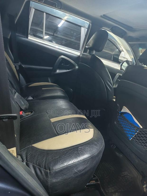 Toyota Vanguard 2009 Blue