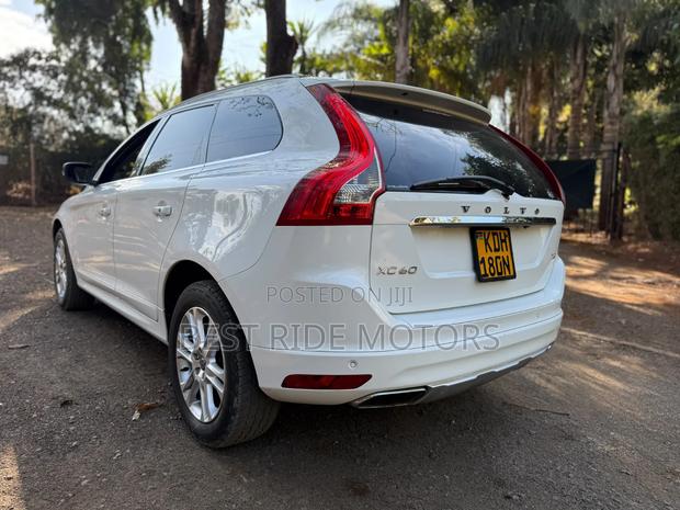 Volvo XC60 2015 White