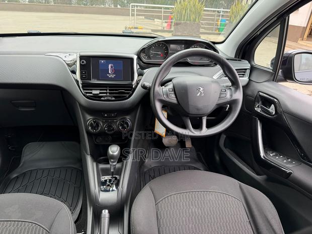 Peugeot 208 2017 Blue