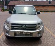 Mitsubishi Pajero V80 3.0 VR-I 2014 Silver for sale