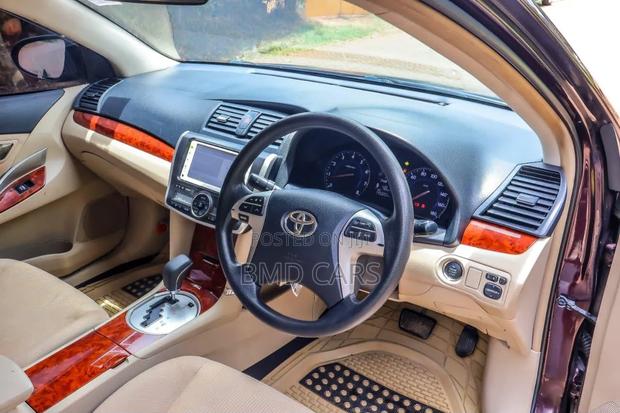 Toyota Premio 2014 Maroon