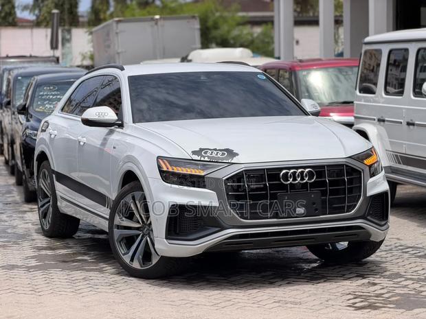 Audi Q8 3.0T Premium AWD quattro 2019 White