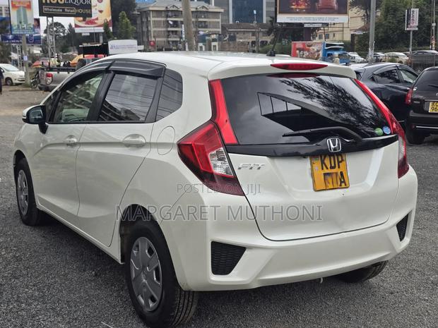 Honda Fit 2016 White