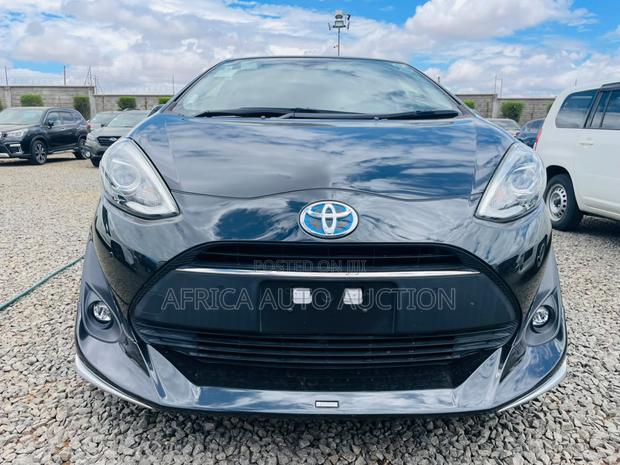 Toyota Aqua 2019 Black