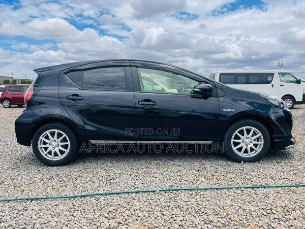 Toyota Aqua 2019 Black