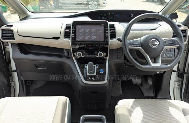 Nissan Serena 2019 White