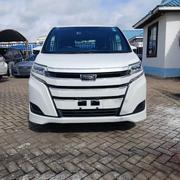 Toyota Noah 2019 White for sale