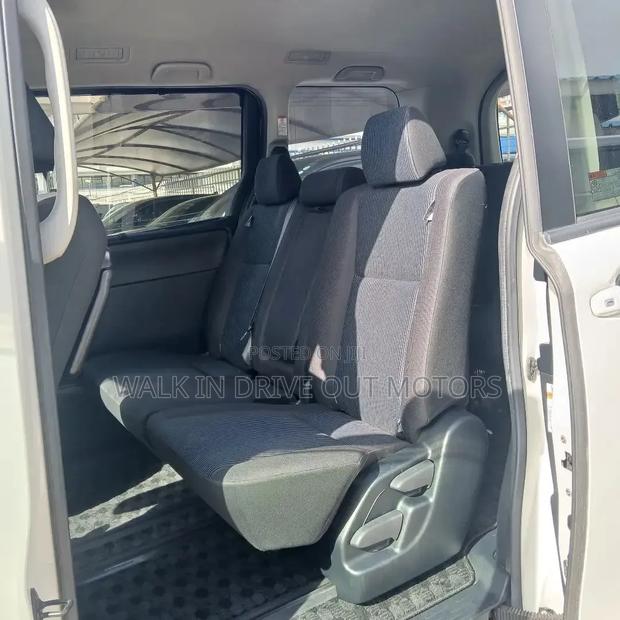 Toyota Noah 2019 White