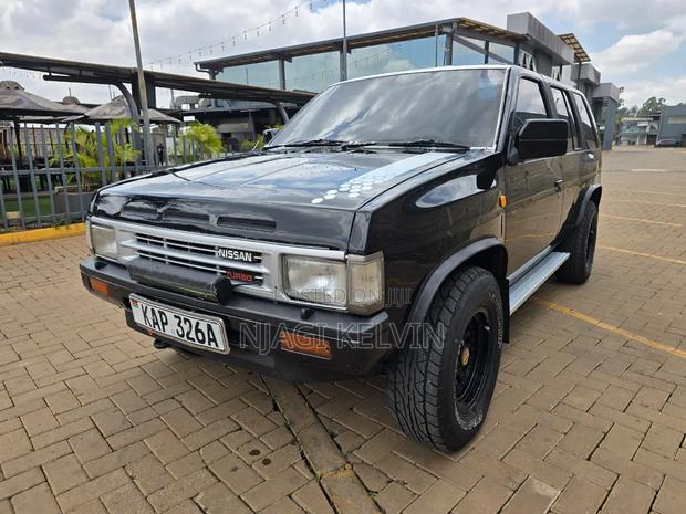 Nissan Terrano 1991 Black
