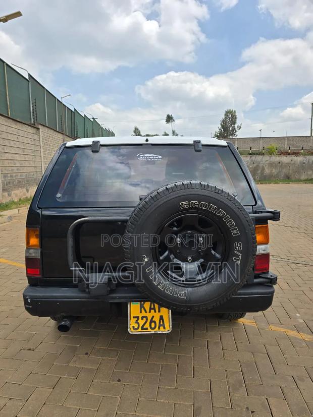 Nissan Terrano 1991 Black