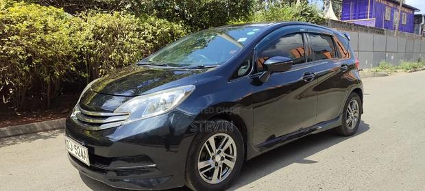 Nissan Note 2015 Black