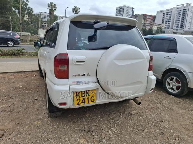 Toyota RAV4 1.8 2005