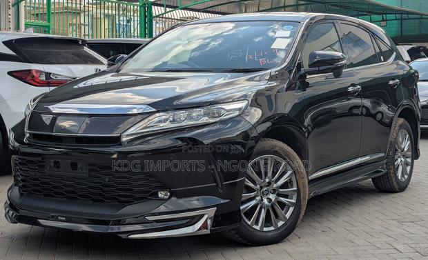 Toyota Harrier 2020