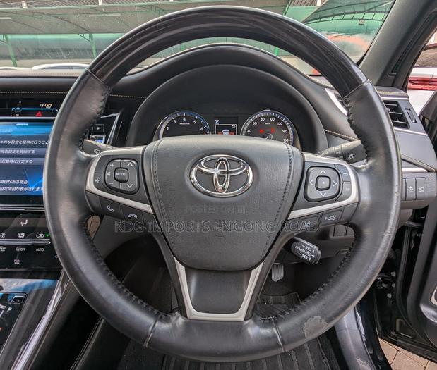 Toyota Harrier 2020