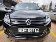 Volkswagen Tiguan S with Sunroof 2013 Black for sale