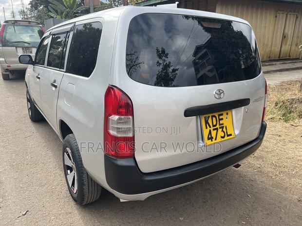 Toyota Probox 2016 Silver