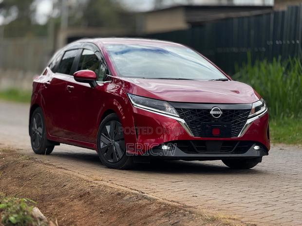 Nissan Note 1.2 Hybrid 2022 Red