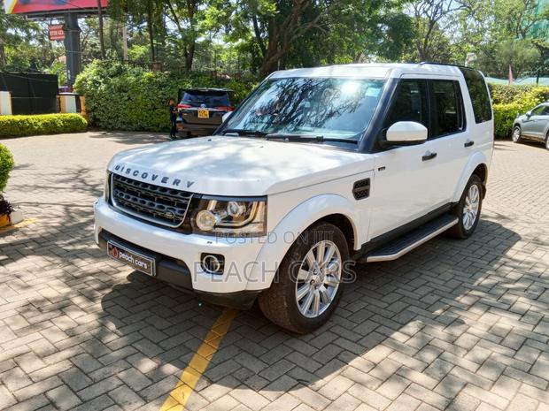 Land Rover Discovery 2015 White