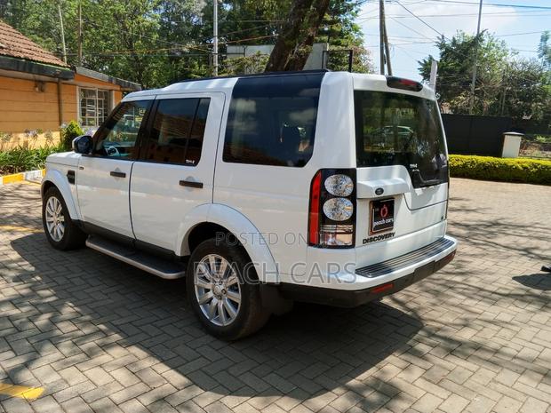 Land Rover Discovery 2015 White