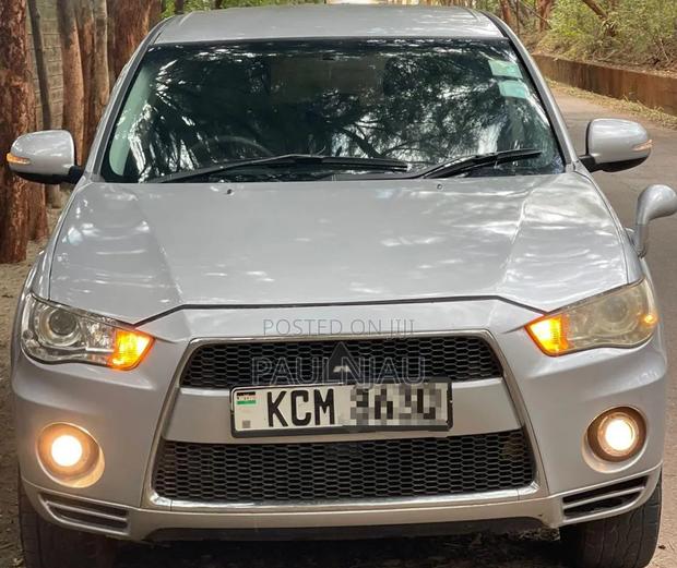 Mitsubishi RVR 2010