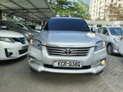 Toyota Vanguard 2011 Silver for sale