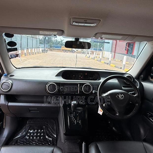 Toyota Rumion 1.5 FWD 2023 Black