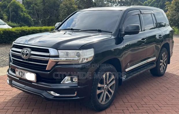Toyota Land Cruiser 2008 Black