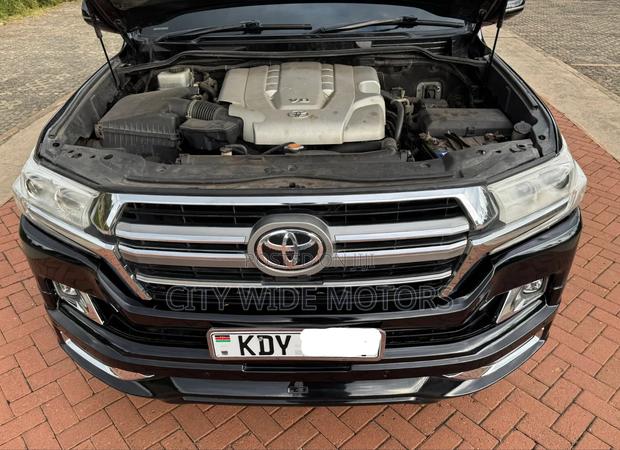 Toyota Land Cruiser 2008 Black