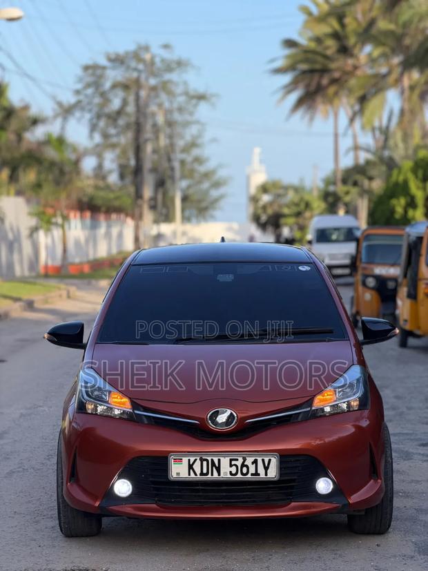 Toyota Vitz 2016