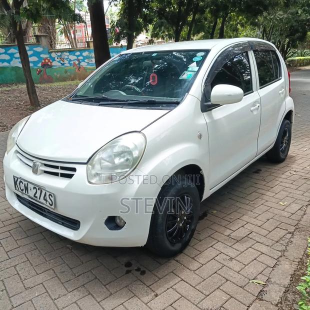 Toyota Passo 2012 White