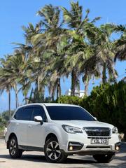 Subaru Forester 2016 White for sale