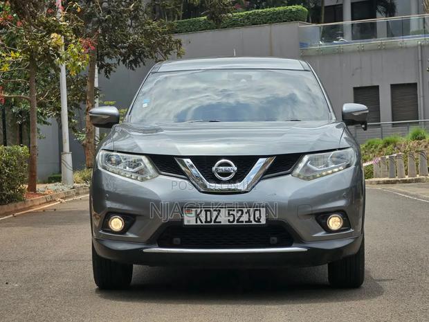 Nissan X-Trail 2.0 Petrol AWD 2015 Gray