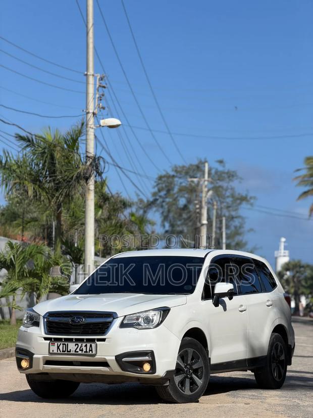 Subaru Forester 2016 White