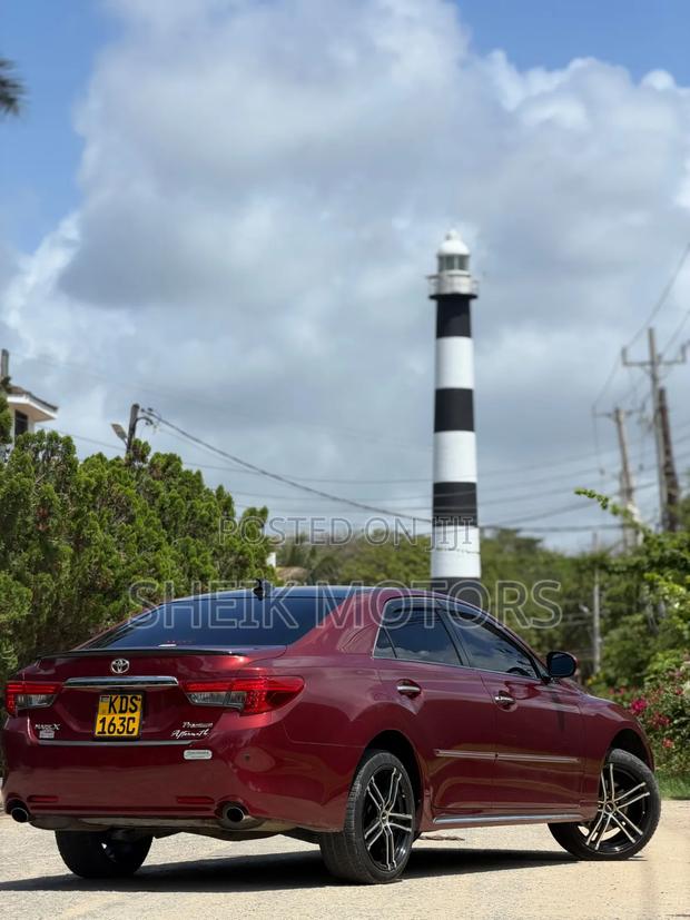 Toyota Mark X 2017 Red