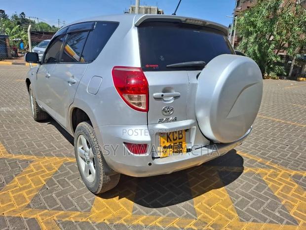 Toyota RAV4 2007 Silver