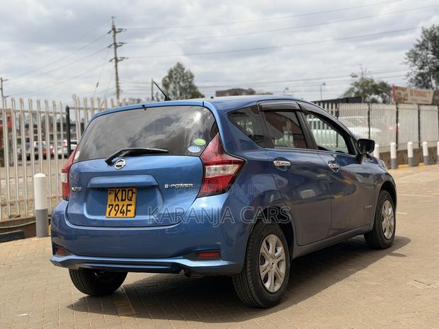Nissan Note 1.2 Hybrid 2017 Blue
